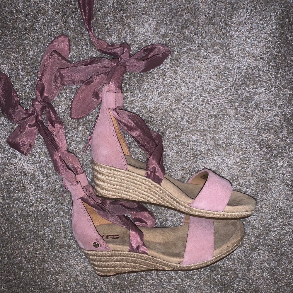 UGG Trina Wedge NWOT